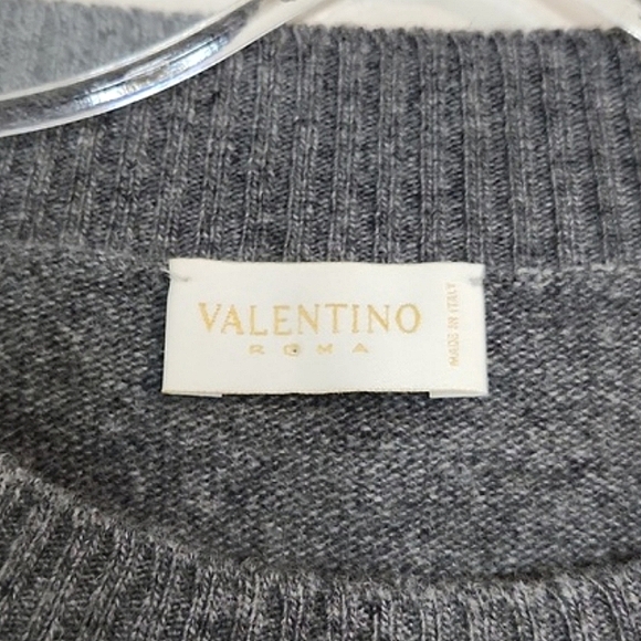 Valentino Grey Wool Sweater W/ Crystal Flower Embellishments, Size L ~ Like New - Picture 6 of 13